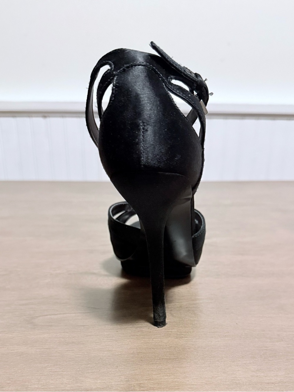Nine West Black T-Strap Satin Heels - Picture 4 of 9
